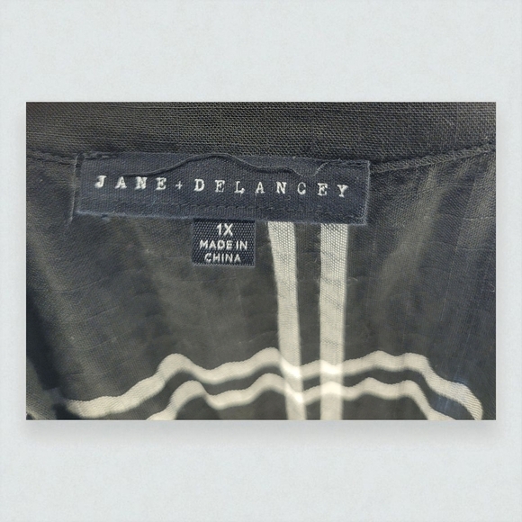 JANE + DELANCEY - 1X Chic Black and White Plaid Women's Tunic - Picture 4 of 6